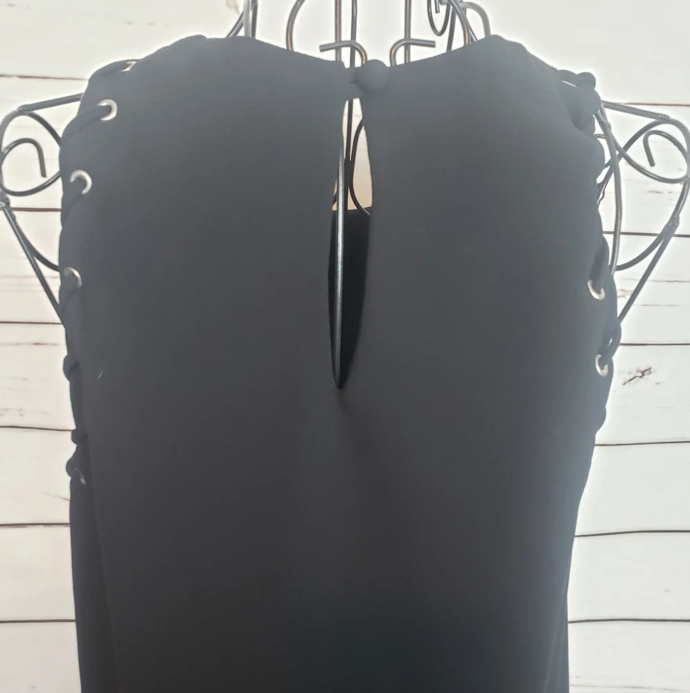 Karen Kane Black Sleeveless Shift Dress - Picture 8 of 10